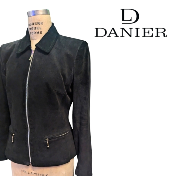 Vintage Danier Leather Jacket – Sophisticated & Timeless - Picture 3 of 5
